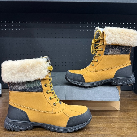 New W/Box! Men's Ugg Butte Patchwork Cold Weather Wheat Tan Black Boots Size 9.5 - Picture 2 of 5